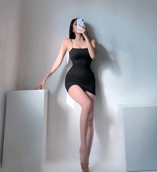 Discover Enchantment with Lyra Hypnotic Your Dream Companion Awaits