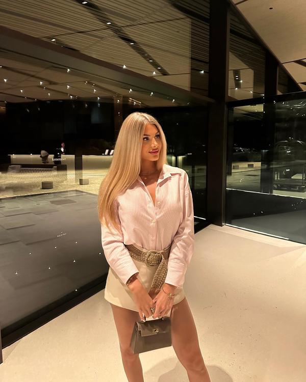 Experience Unforgettable Moments with Celestia Rose Tonight